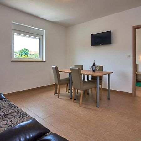 Apartmani B&B Ližnjan Exteriér fotografie