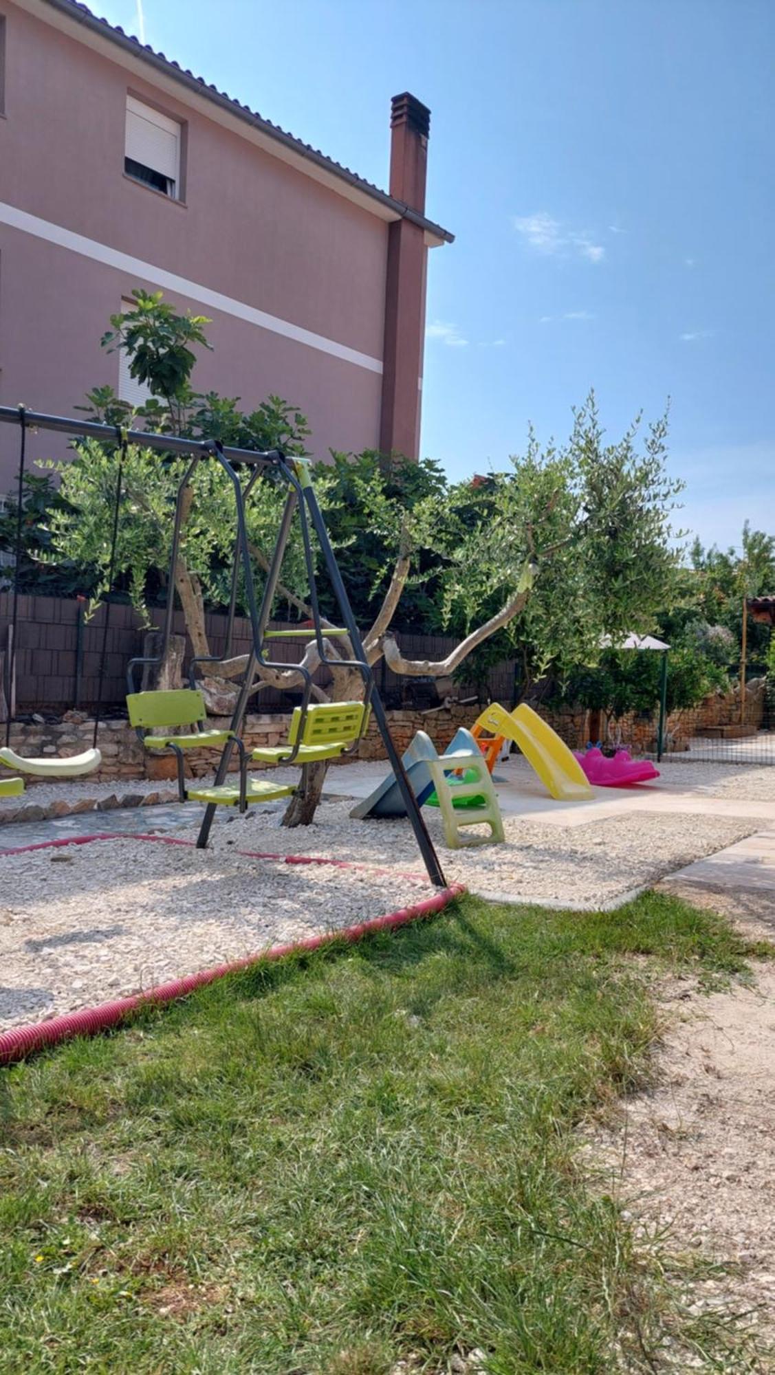 Apartmani B&B Ližnjan Exteriér fotografie