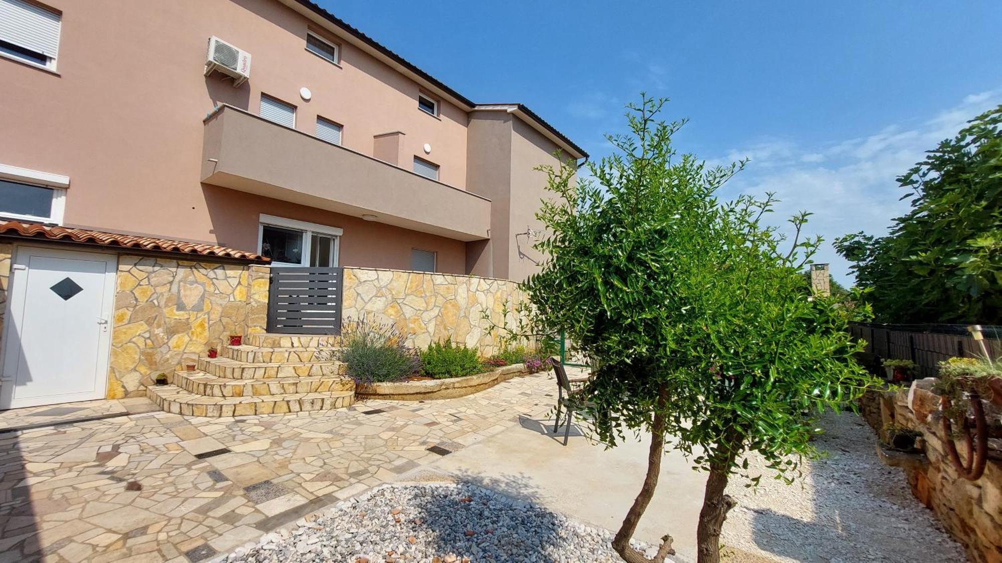 Apartmani B&B Ližnjan Exteriér fotografie