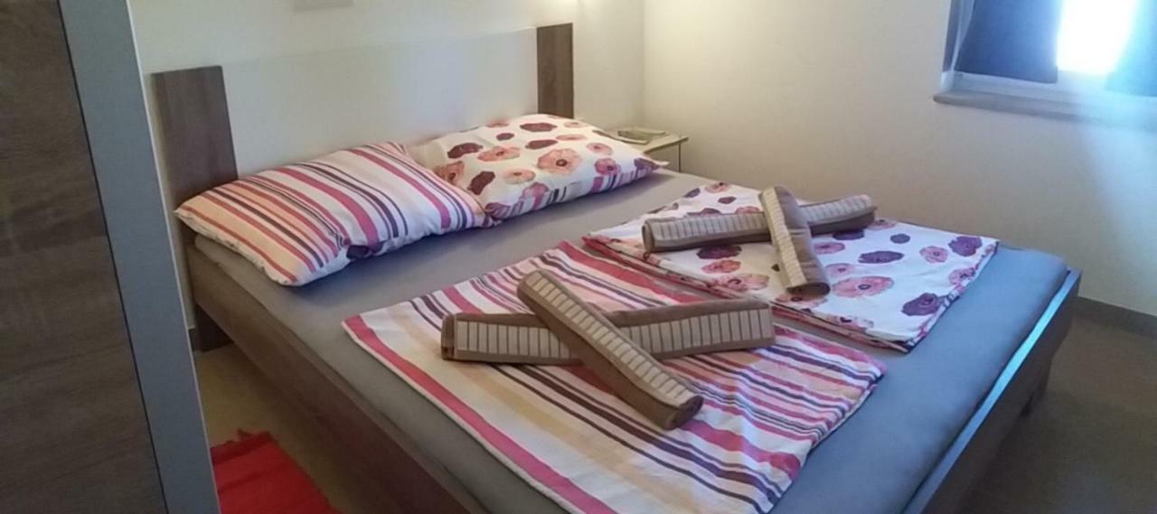 Apartmani B&B Ližnjan Exteriér fotografie