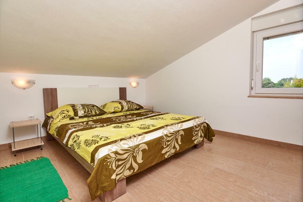 Apartmani B&B Ližnjan Exteriér fotografie