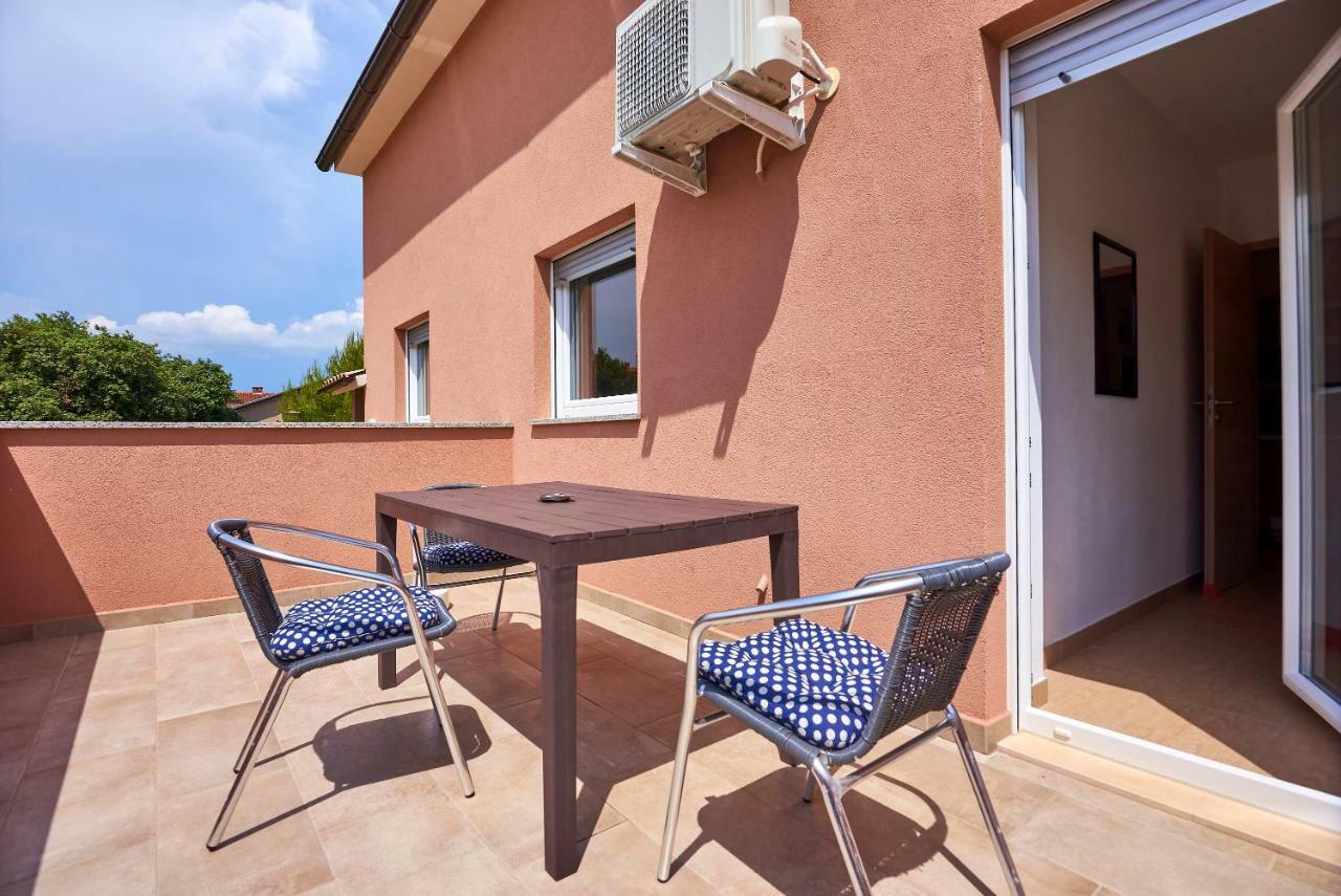 Apartmani B&B Ližnjan Exteriér fotografie