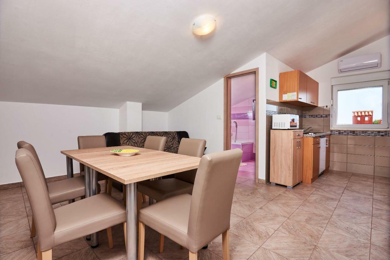 Apartmani B&B Ližnjan Exteriér fotografie